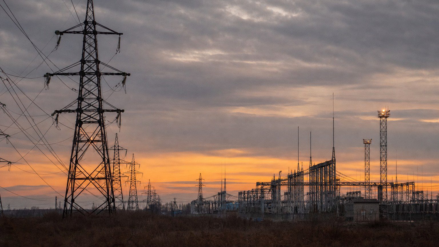 Rusko a Bielorusko čoskoro spoja trhy s elektrinou